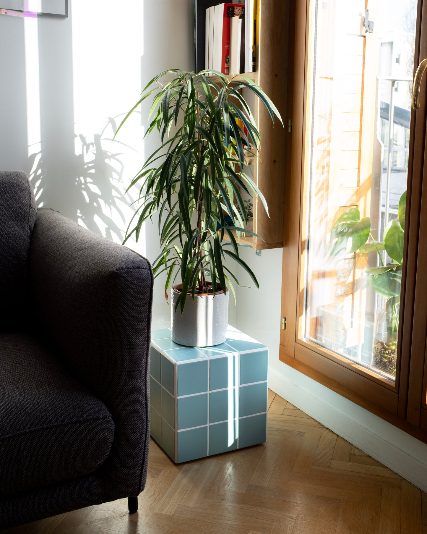 UBIK 30 - Matte sky blue ceramic cube