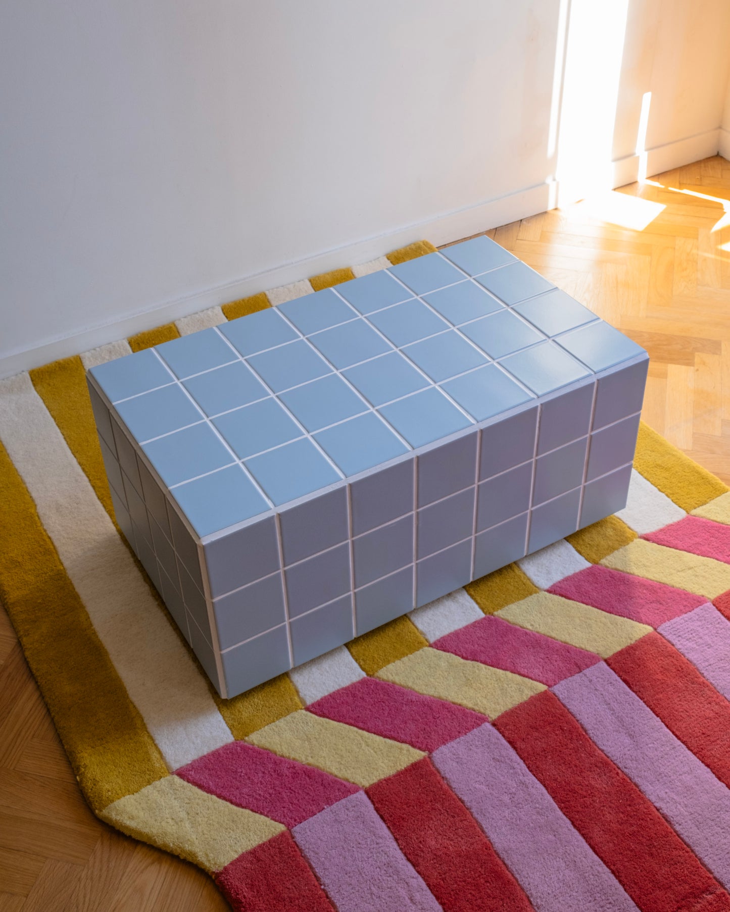 CAPSULE - Matte pastel blue coffee table (eco-friendly)