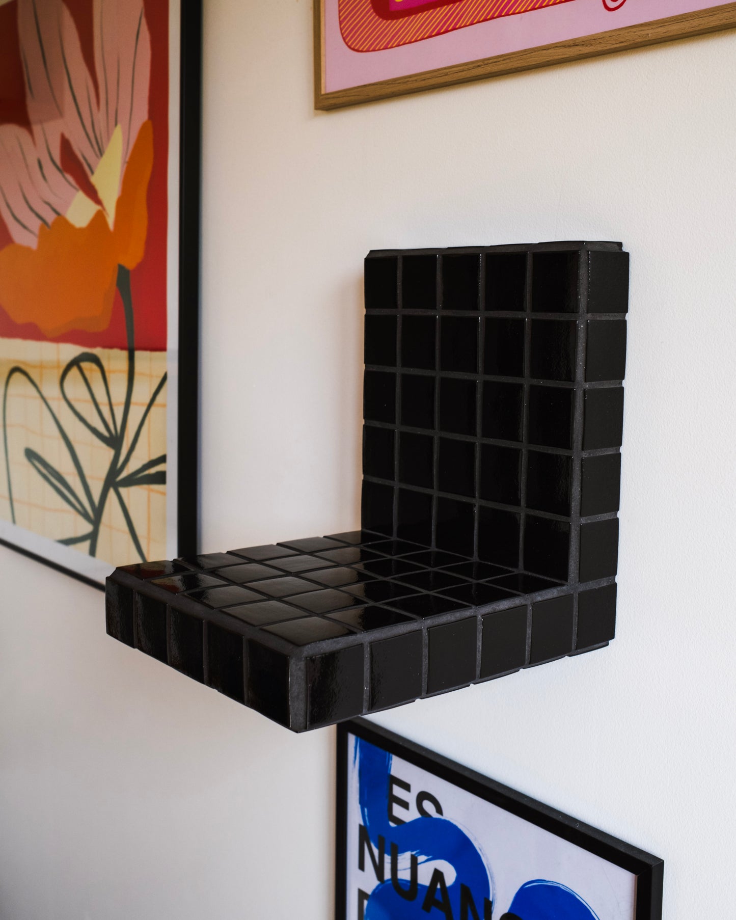 ELLA 20 - The glass tiled shelf - Black