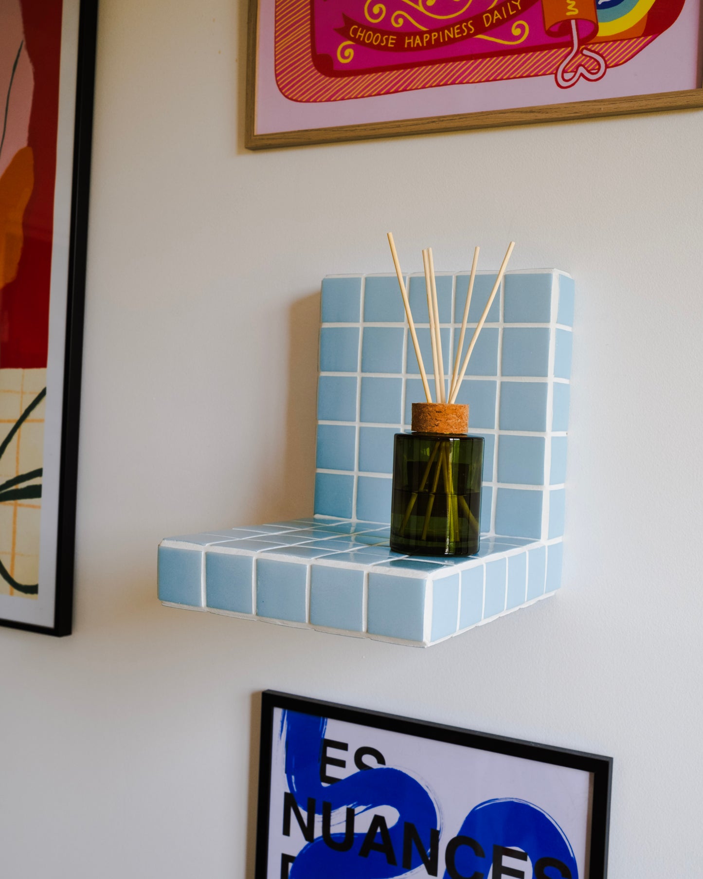 ELLA 20 - The glass tiled shelf - Sky blue