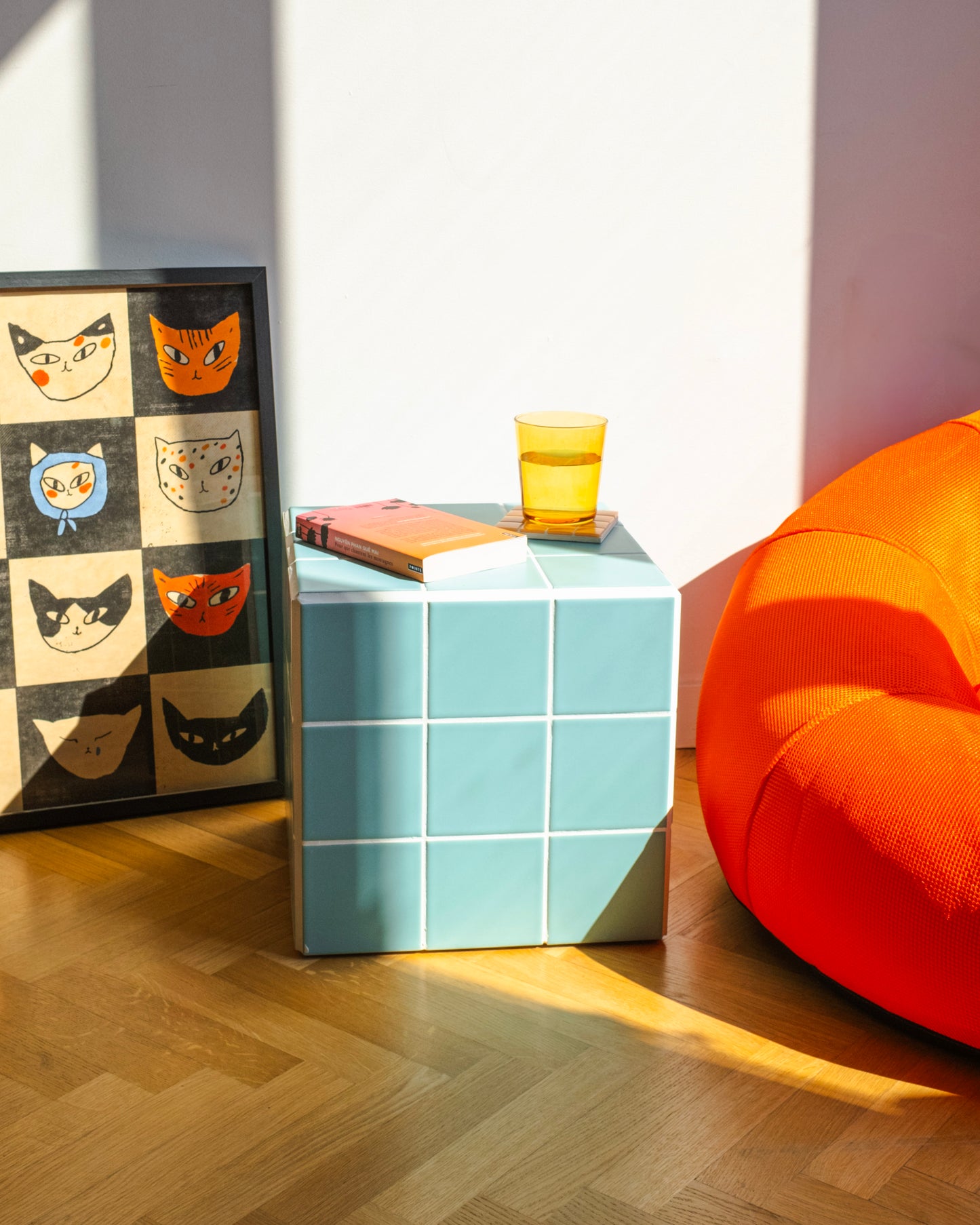 UBIK 30 - Matte sky blue ceramic cube