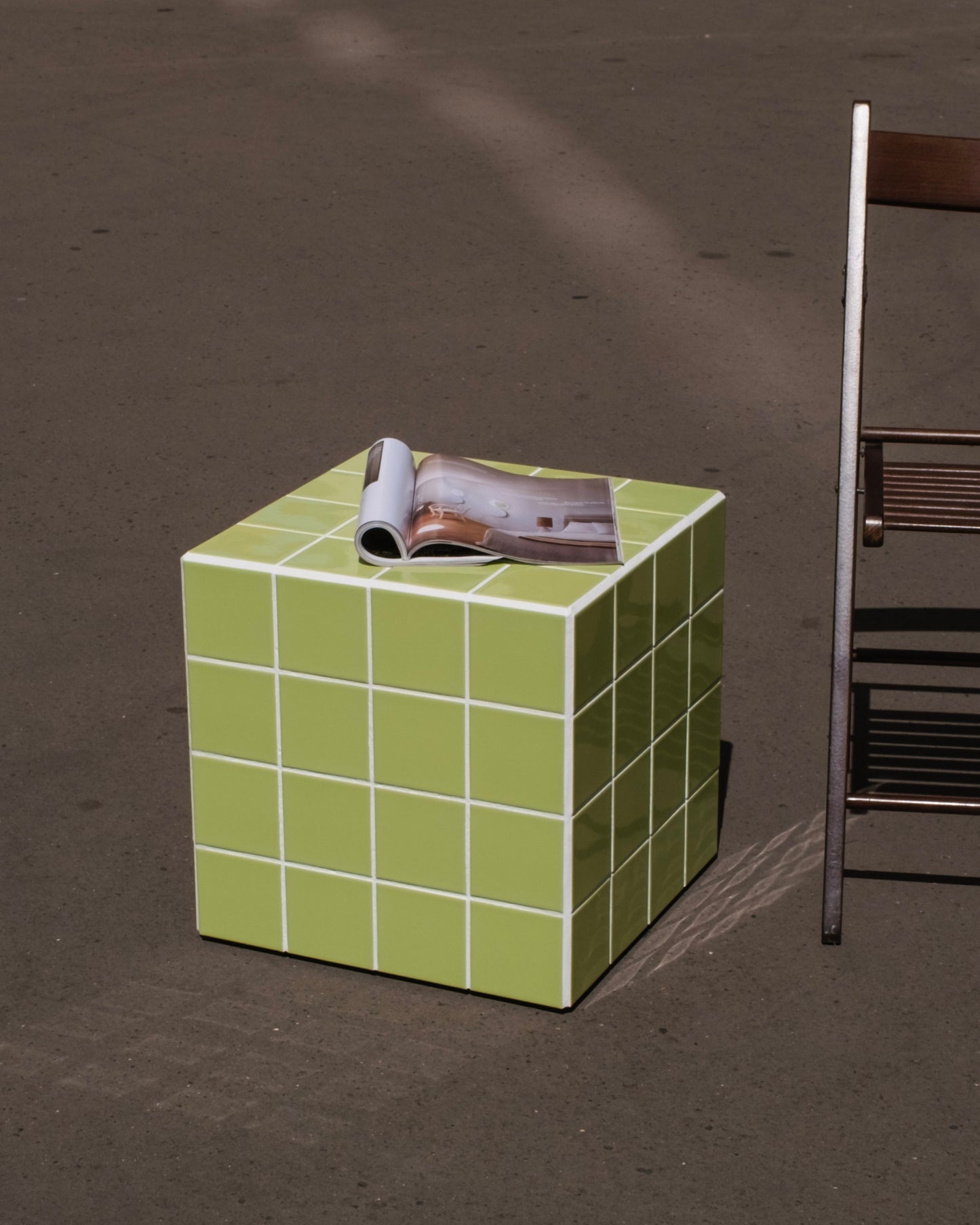 UBIK 40 - Shiny white ceramic cube
